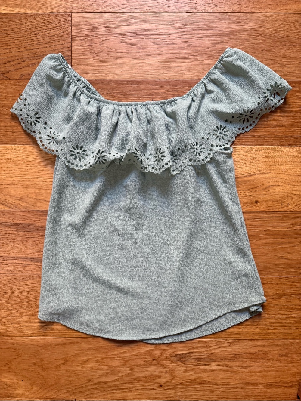 iris Off-Shoulder Ruffle Blouse in Sage Green